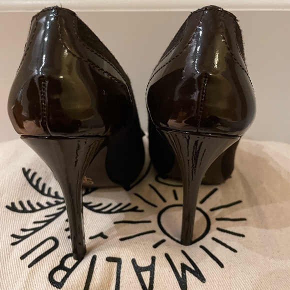 Women’s size 4, heel is 4 inches tall - Picture 4 of 7
